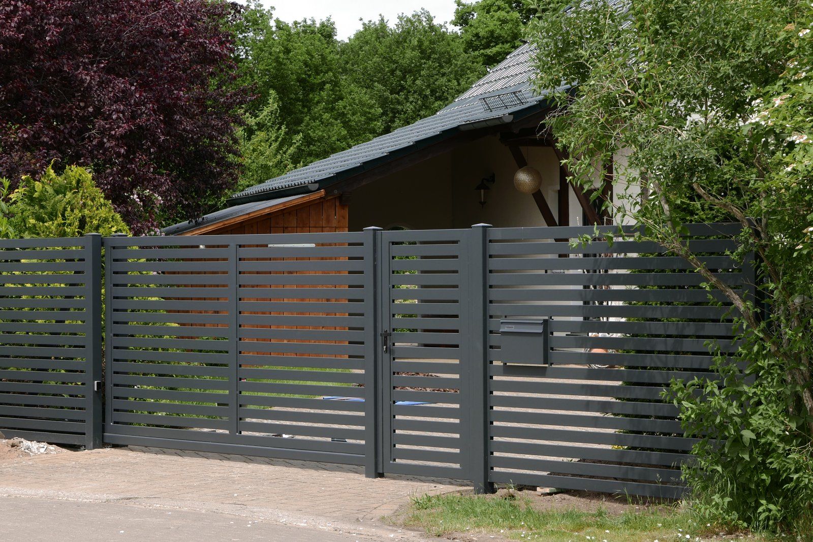 37+ Zaun Modern Blickdicht, Moderner, exklusiver, blickdichter und